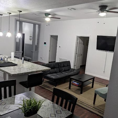 Cozy *Downtown Getaway* Villa San Antonio Kültér fotó